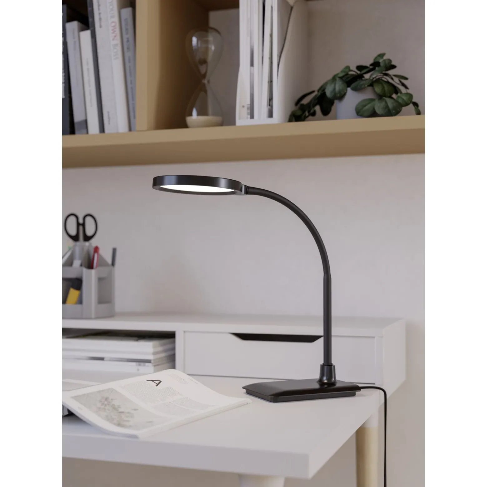 Eglo Bordslampa Lauro Plast Svart 5W 600lm - 827-865 Justerbar Vit | Dimbar