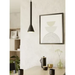 Eglo Pendellampa Cortaderas Stål Svart 4W 400lm - 830 Varm Vit | 95mm