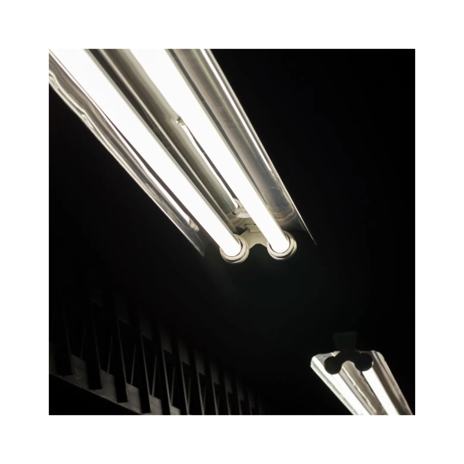 Noxion Allmänbruksarmatur Click Reflektor V2 LED T8 | Passande för 1x 150cm LED Rör